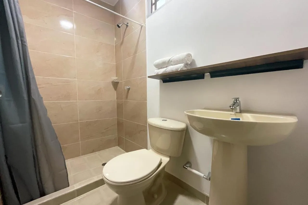 ****  Hotel Andina Blue Santa Marta קולומביה